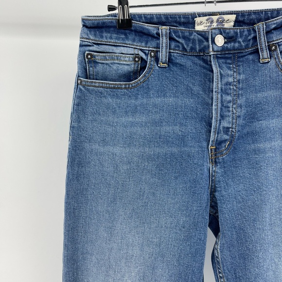We the Free CRVY High Rise Frayed Hem Button Fly Jeans, Women's 28 - Picture 2 of 7
